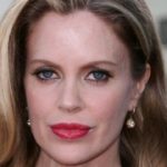 Kristin Bauer van Straten